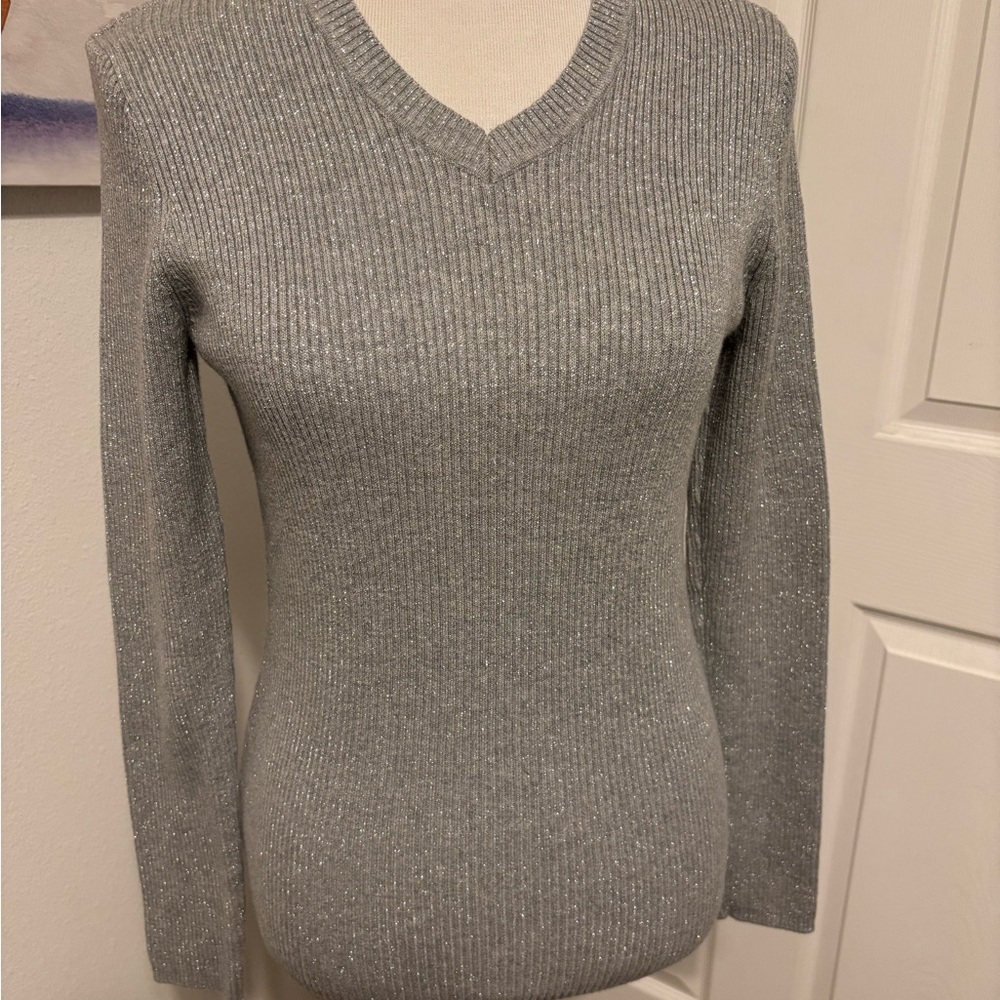 Basic Editions Women's Silver V-Neck Sweater